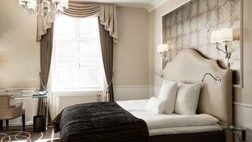 1 slaapkamer, een minibar, een kluis op de kamer, een bureau