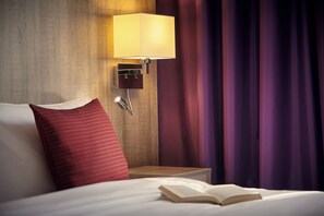 Chambre Classique, plusieurs lits | Minibar, coffres-forts dans les chambres, bureau, rideaux occultants