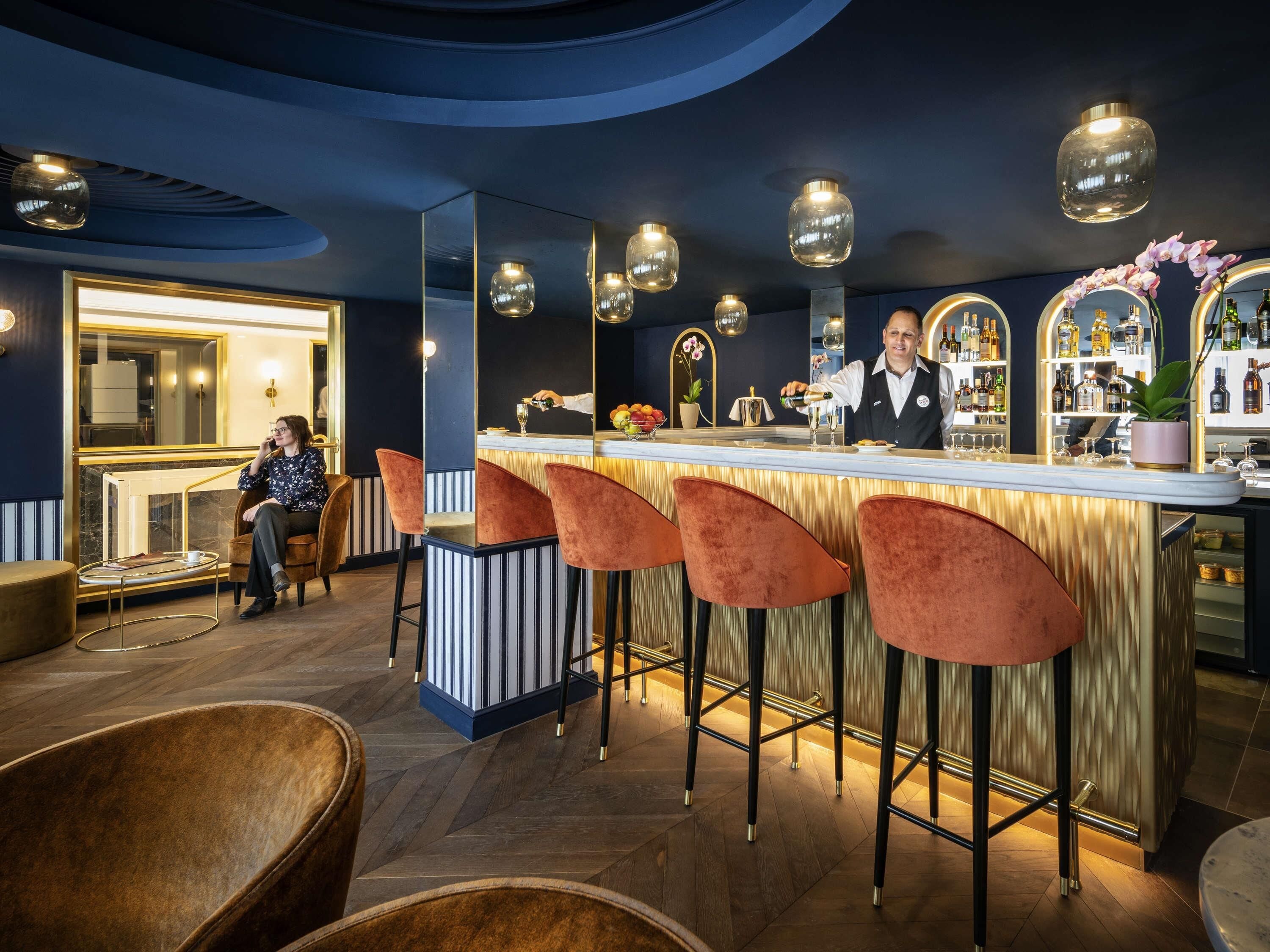 Bar (en la propiedad)