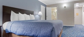 Econo Lodge Hicksville - Long Island