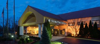 DoubleTree Suites by Hilton Hotel Cincinnati - Blue Ash