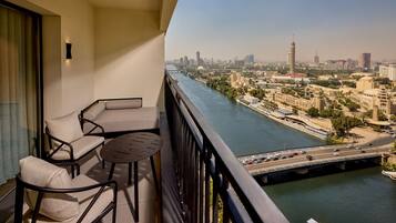 Premium bedding, pillowtop beds, minibar, in-room safe