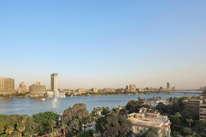 Premium Room, 1 King Bed, River View (Balcony)