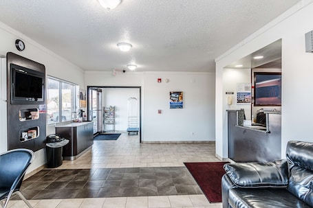 Lobby sitting area. Motel 6 Wisconsin Rapids, WI