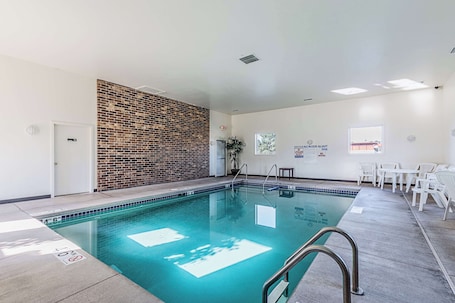 Pool. Motel 6 Wisconsin Rapids, WI