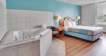 Motel 6 Clarion, PA