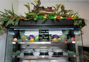 Snack bar