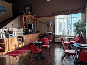 Breakfast area - Americas Best Value Inn Kalispell (Kalispell)
