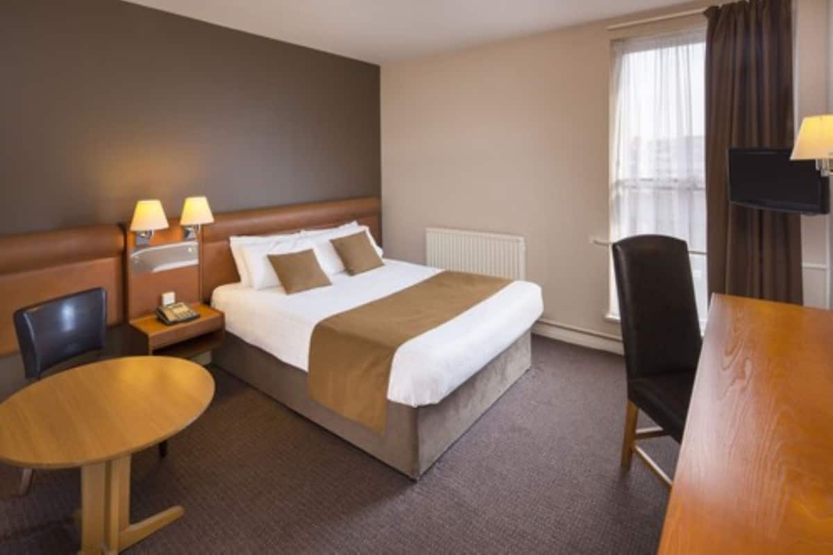 Minster View Double | 1 bedroom, desk, laptop workspace, iron/ironing board