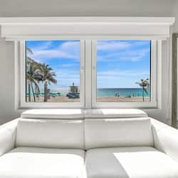 Ocean Front Deluxe Room with King Bed | Beach/ocean view
