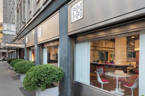 Exterior - Hotel Mediolanum (Milan)