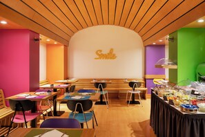 Daily buffet breakfast for a fee - Hotel Mediolanum (Milan)