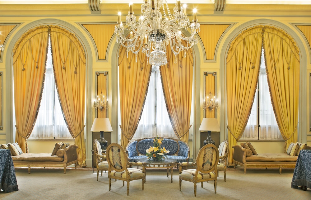 Avenida Palace by null