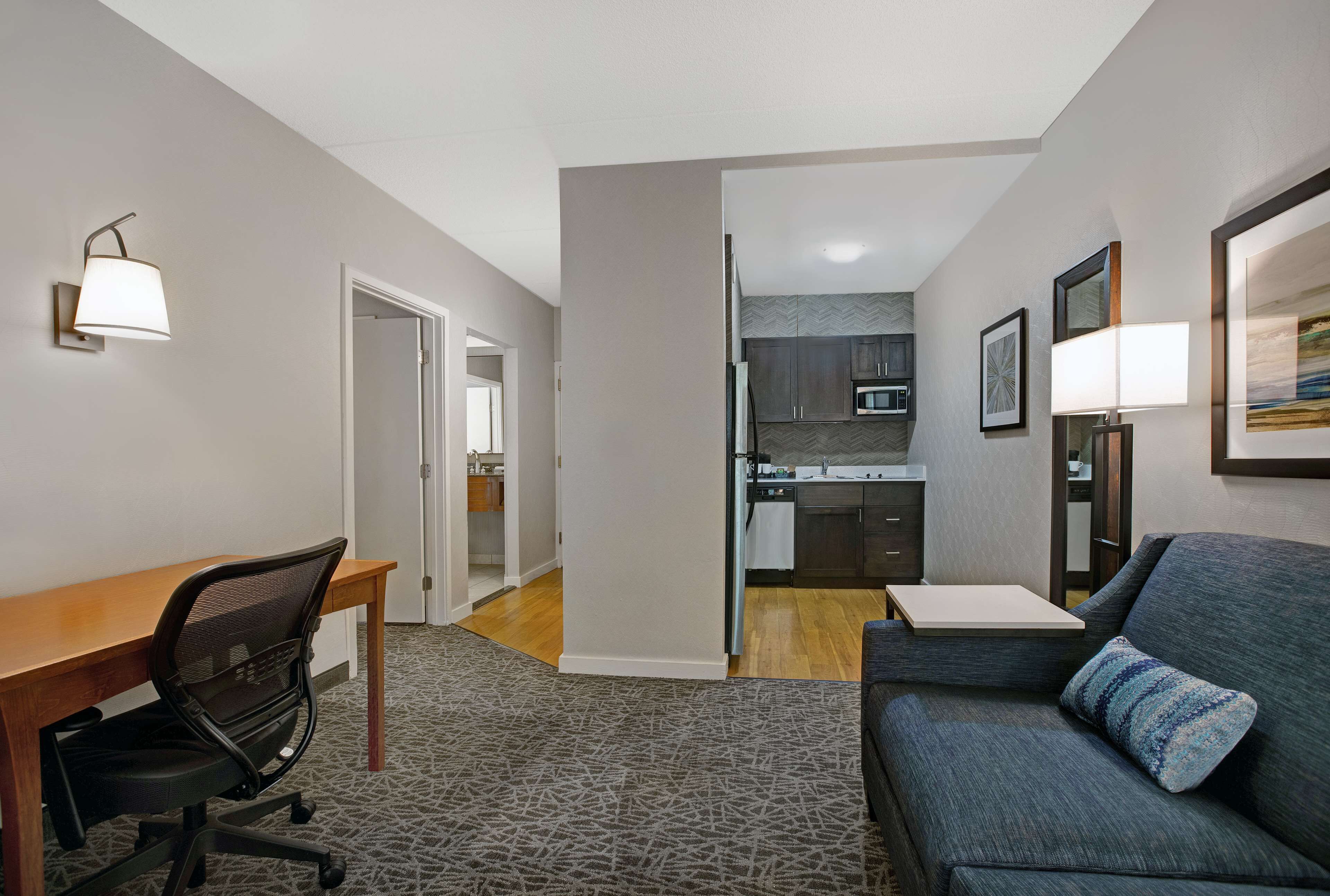 50-inch tv with cable channels