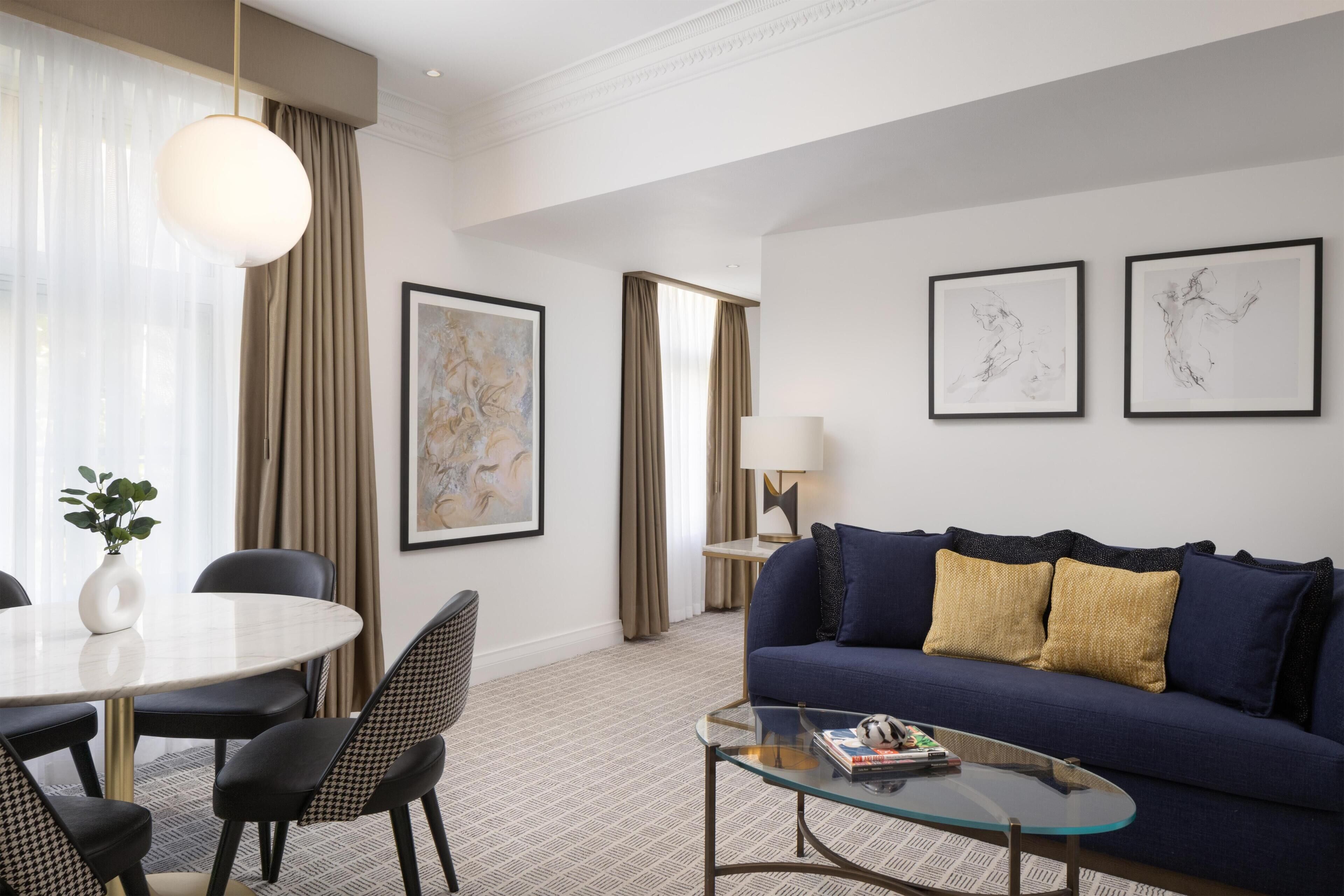 32-inch flat-screen TV with cable channels, TV