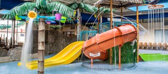 Quality Inn & Suites Palm Island Indoor Waterpark