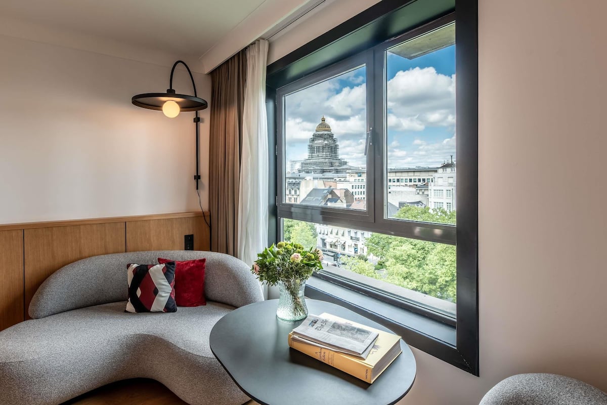 1 bilik tidur, peralatan tempat tidur premium, gebar bulu kapas