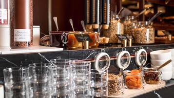 Daily buffet breakfast for a fee