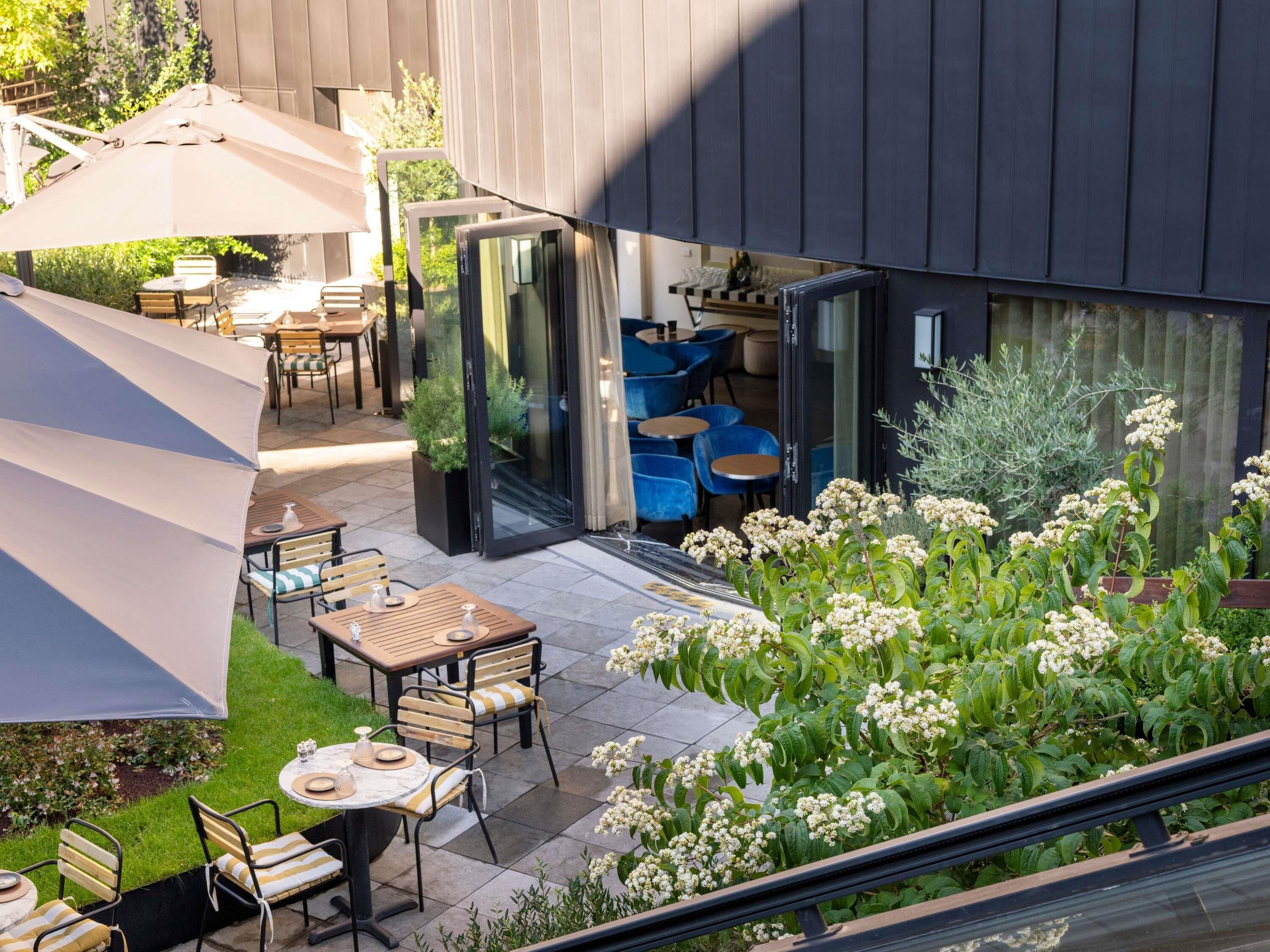 Cocktail bar, garden views, open selected days