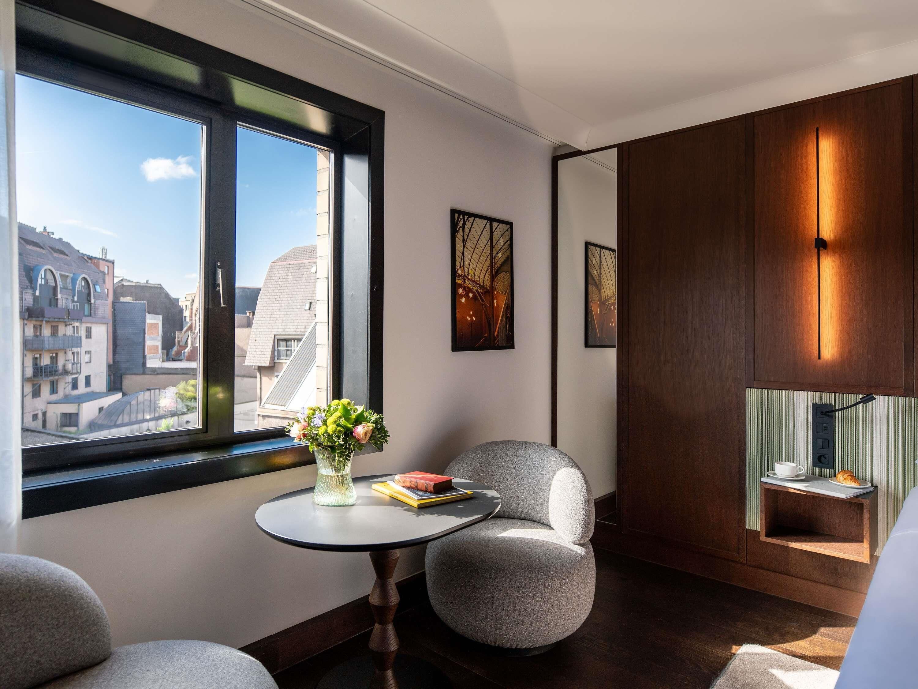 Premium bedding, down duvets, pillow-top beds, free minibar