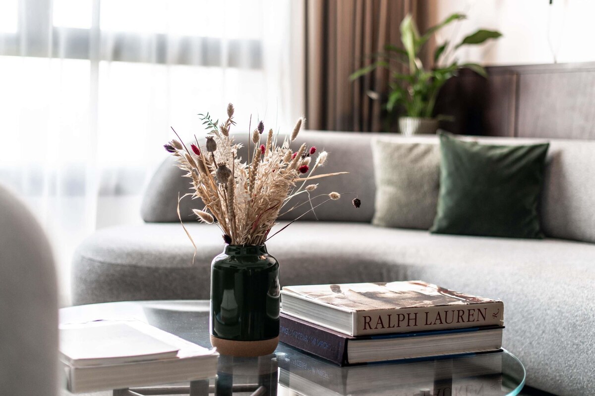 Suite (Le Louise, Garden and City view) | Peralatan tempat tidur premium, gebar bulu kapas, tilam berlapik 