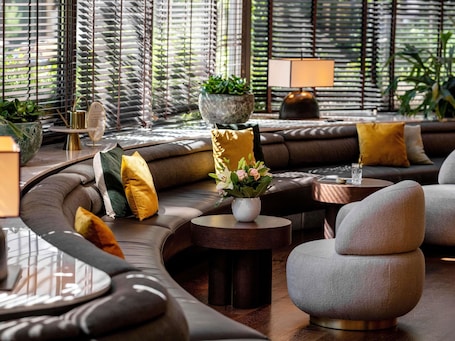 Exterior. Le Louise Hotel Brussels - MGallery