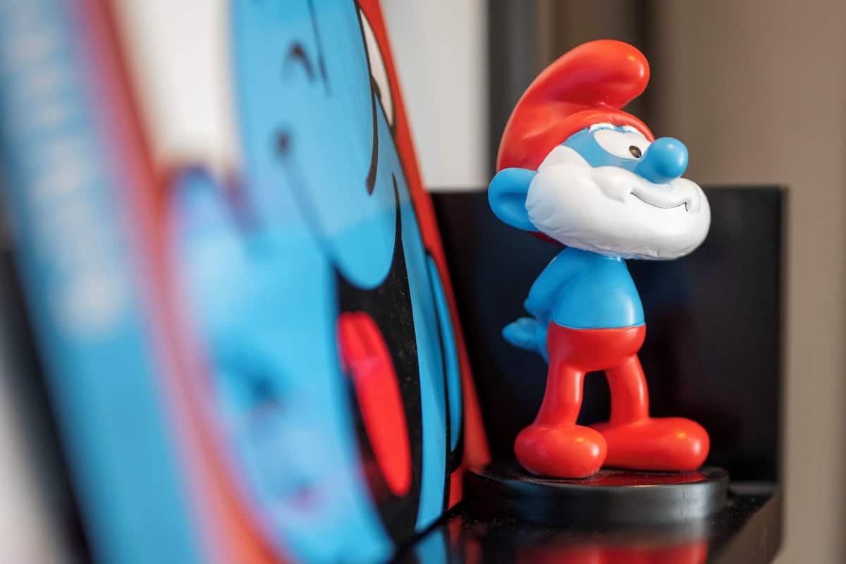 Suite, 1 Katil Raja (King), Garden View (Homage Peyo) | Ruang tamu | 106 cm televisyen skrin rata dengan satelit, TV, pejabat