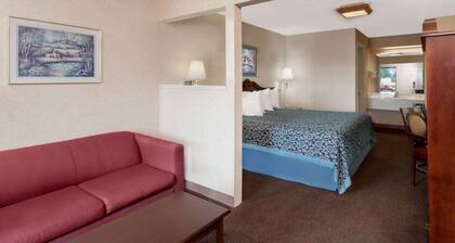 Days Inn by Wyndham Morristown