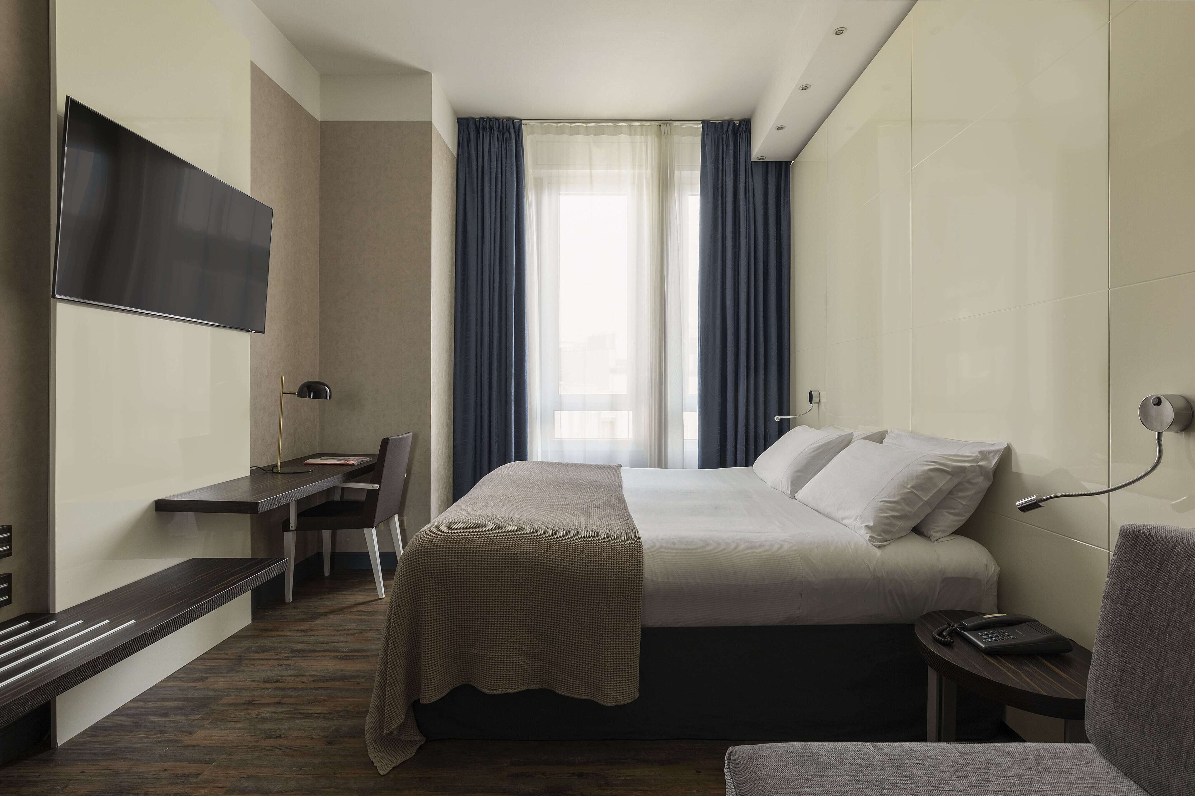 quadruple room | 1 bedroom, minibar, in-room safe, soundproofing