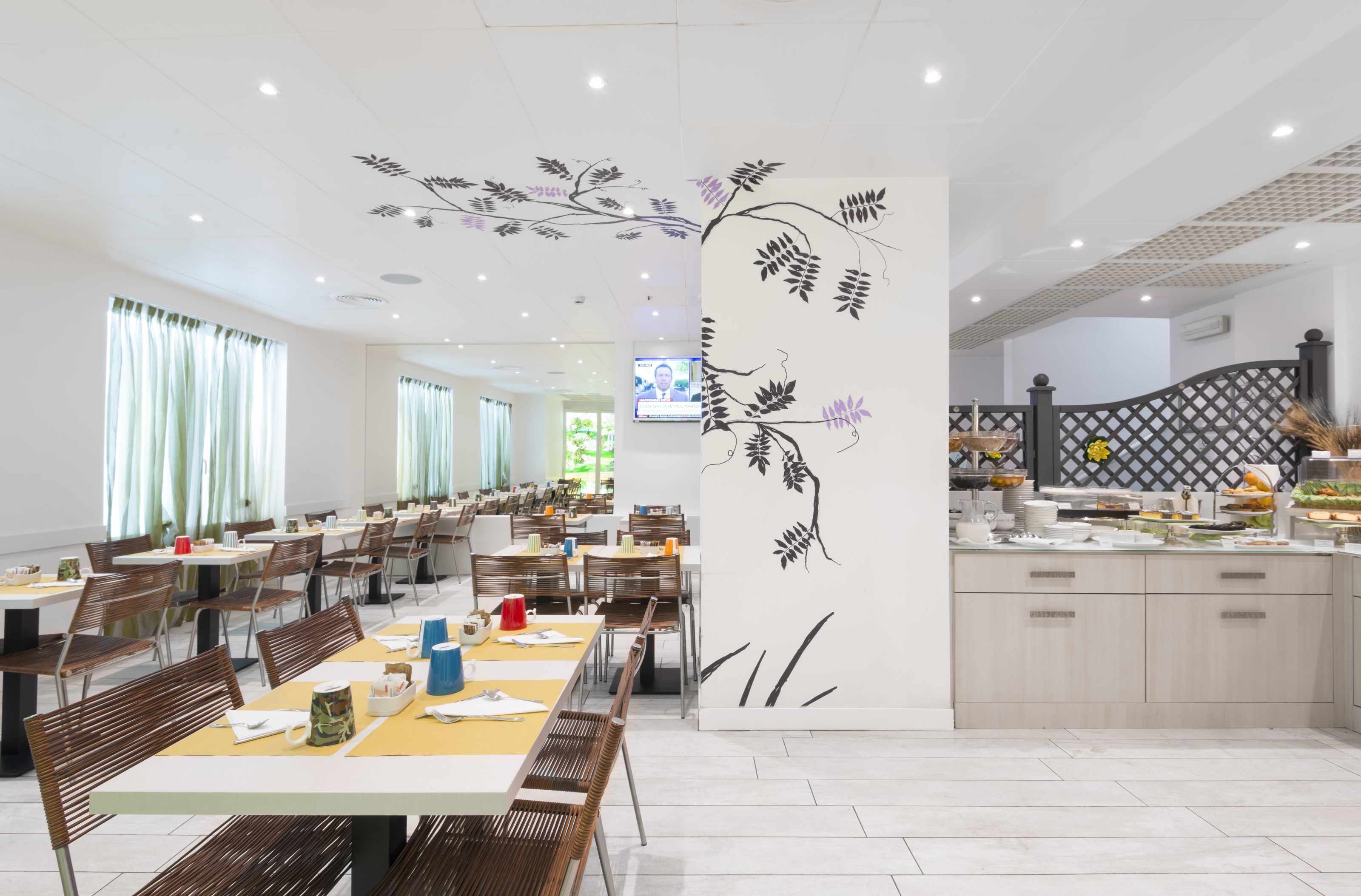 daily buffet breakfast (eur 18 per person)