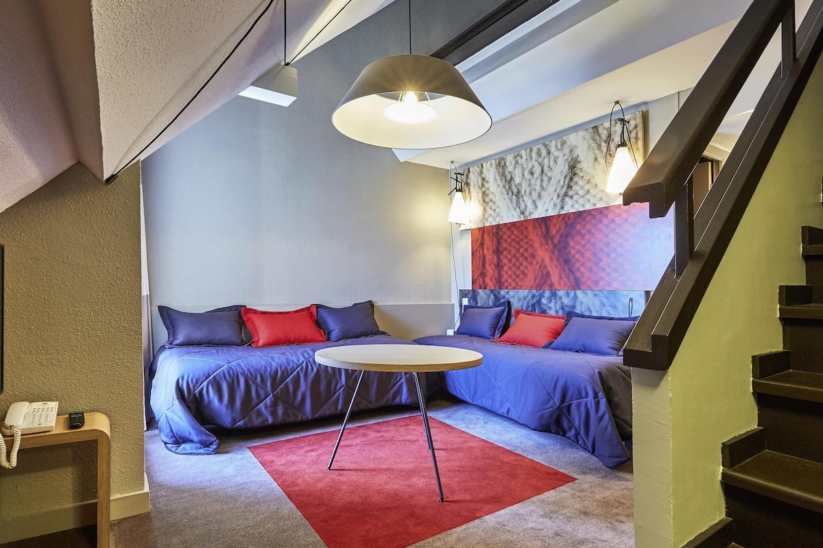 Duplex, Multiple Beds, Balcony, Mezzanine | In-room safe, desk, blackout drapes, soundproofing