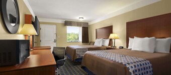 Days Inn by Wyndham Fultondale