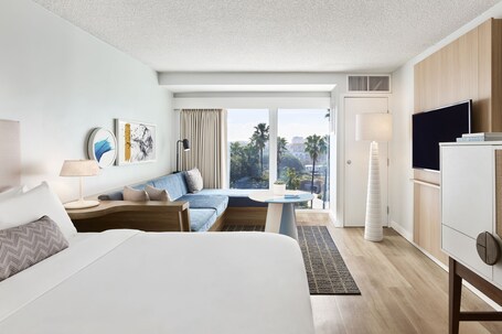 The Pierside Santa Monica - view 2