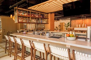 Bar (on property) - The Pierside Santa Monica (Santa Monica)