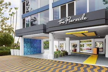 Hotel exterior and entrance at The Pierside Santa Monica