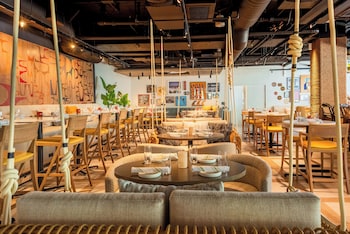 Breakfast, lunch, dinner served; Californian cuisine  at The Pierside Santa Monica