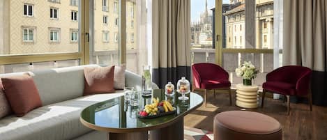 1 bedroom, premium bedding, down comforters, minibar