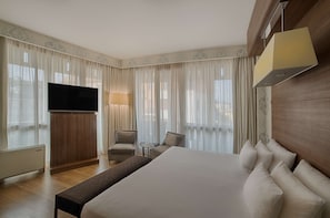 Literie de qualité supérieure, couette en duvet d'oie, minibar