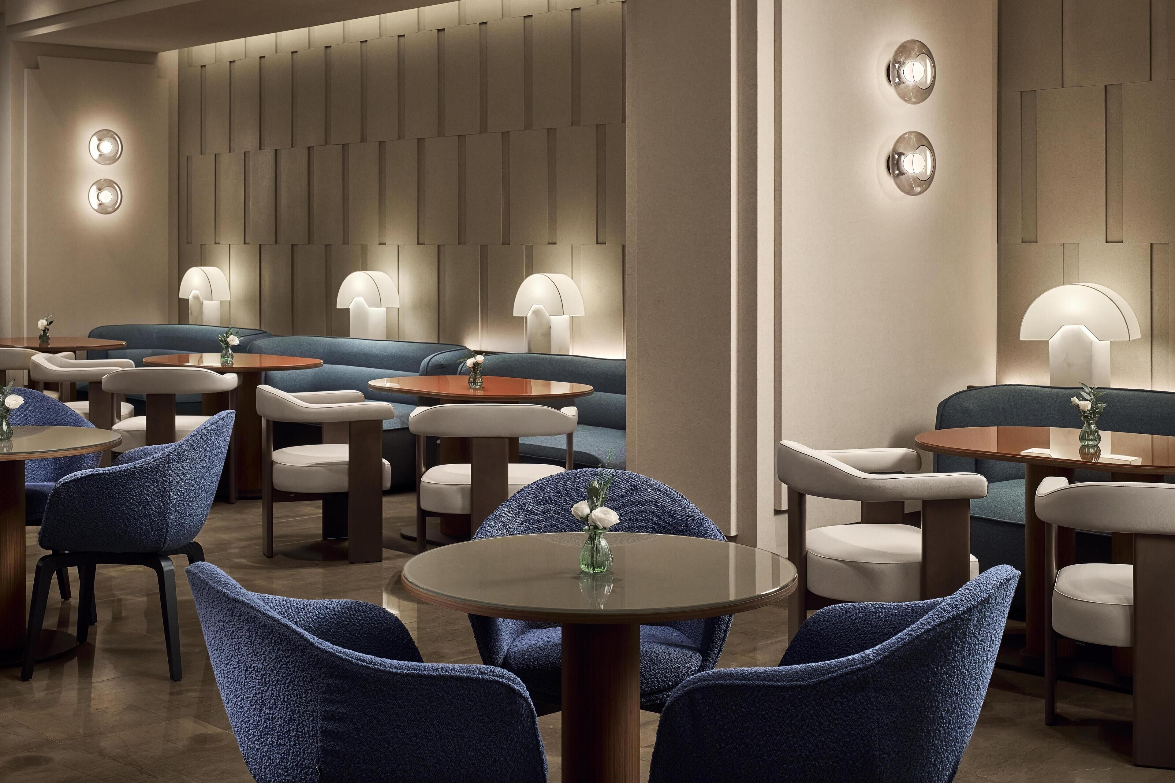 Petit déjeuner buffet servi tous les jours en supplément