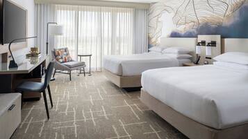 Ropa de cama de alta calidad, escritorio y insonorización