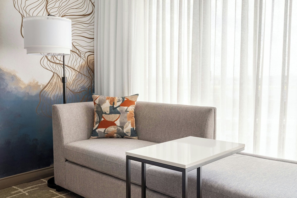 premium bedding, desk, soundproofing, iron/ironing board