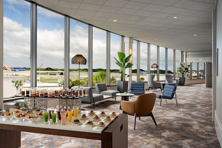 Meeting facility. Tampa Airport Marriott