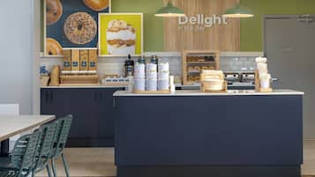Free daily buffet breakfast
