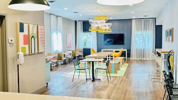 Desayuno buffet incluido todos los días