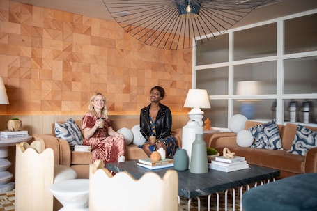 Lobby. Hotel Avante - JDV by Hyatt