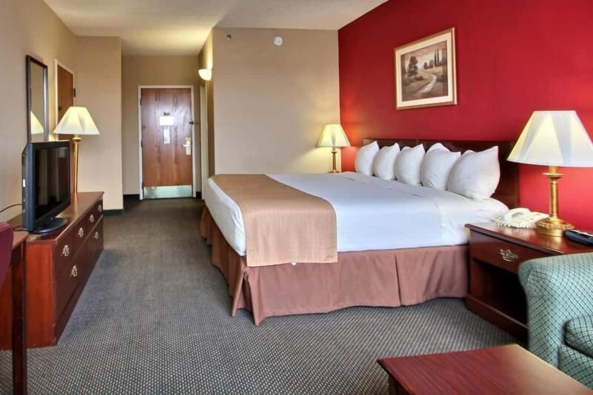 Egyptian cotton sheets, premium bedding, desk, iron/ironing board