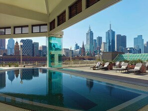 Indoor pool, sun loungers