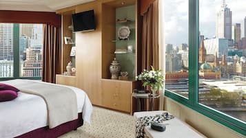 Egyptian cotton sheets, premium bedding, pillow-top beds, minibar