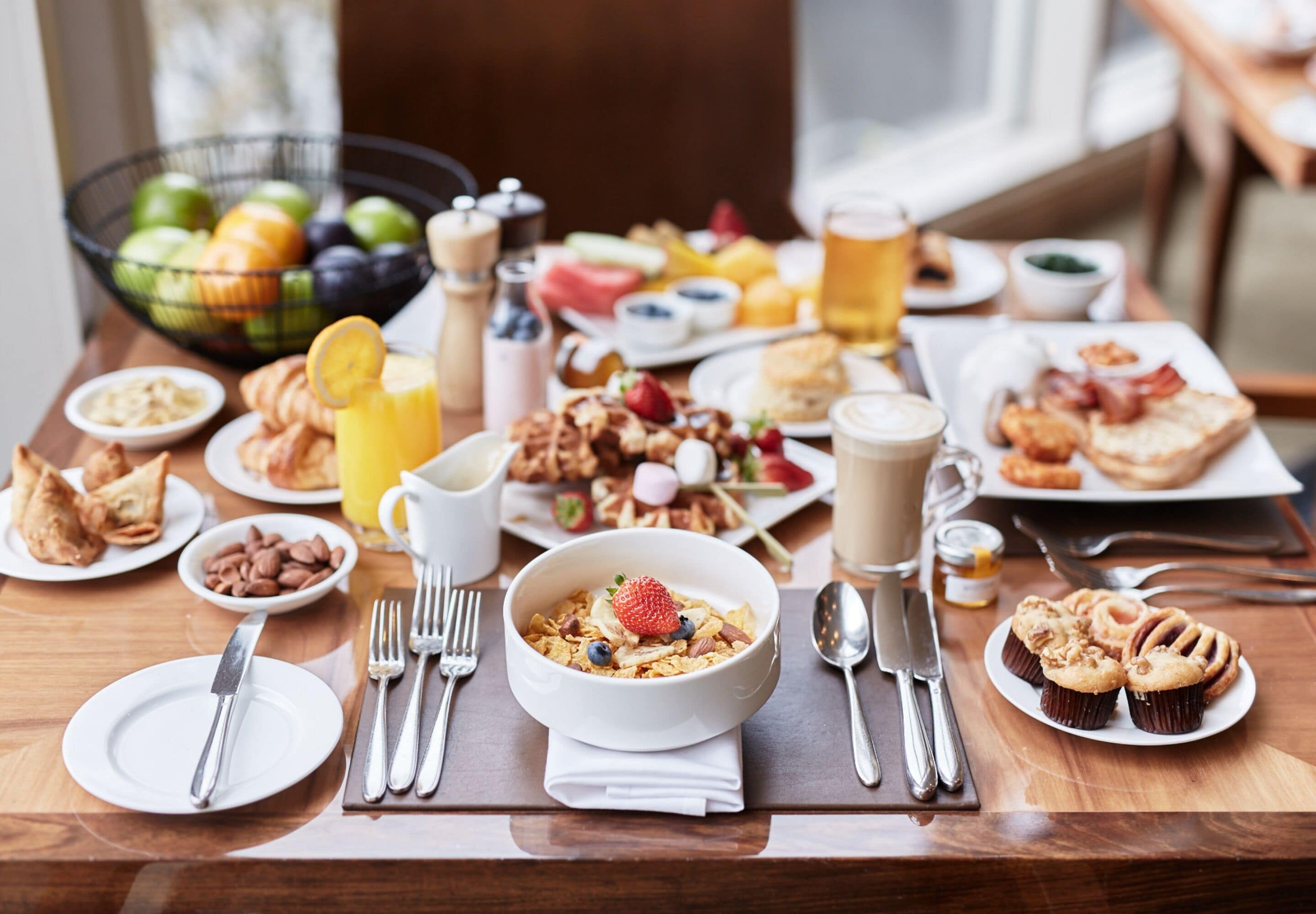 Daily buffet breakfast for a fee
