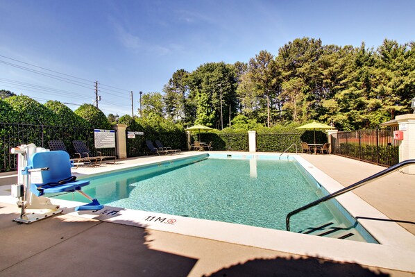 Seasonal outdoor pool